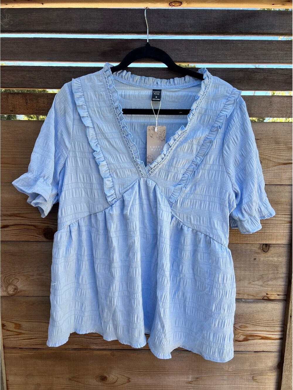 Emery Rose Women's Light Blue Ruffled V-Neck Blouse, Medium, New with Tags